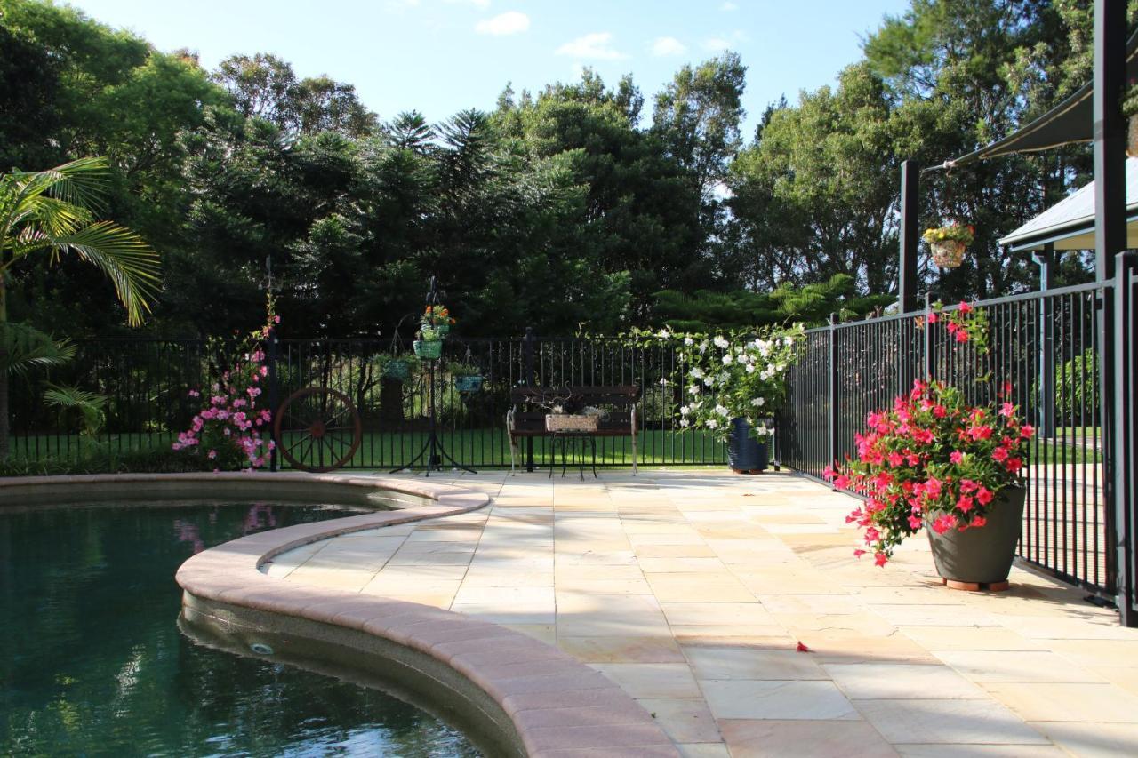 Salamander Bay Bed And Breakfast Exterior photo